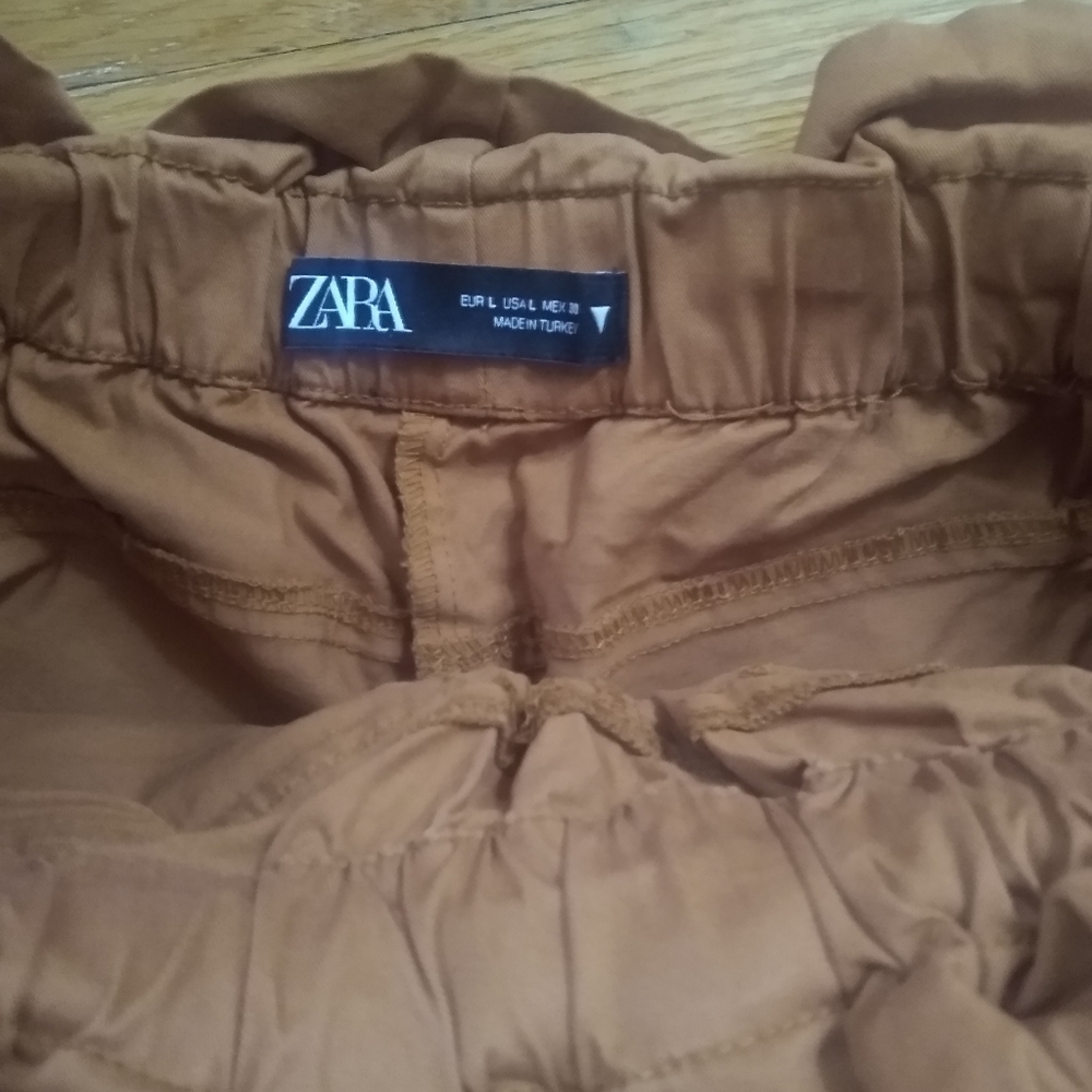 Zara shorts - Picture 4 of 5
